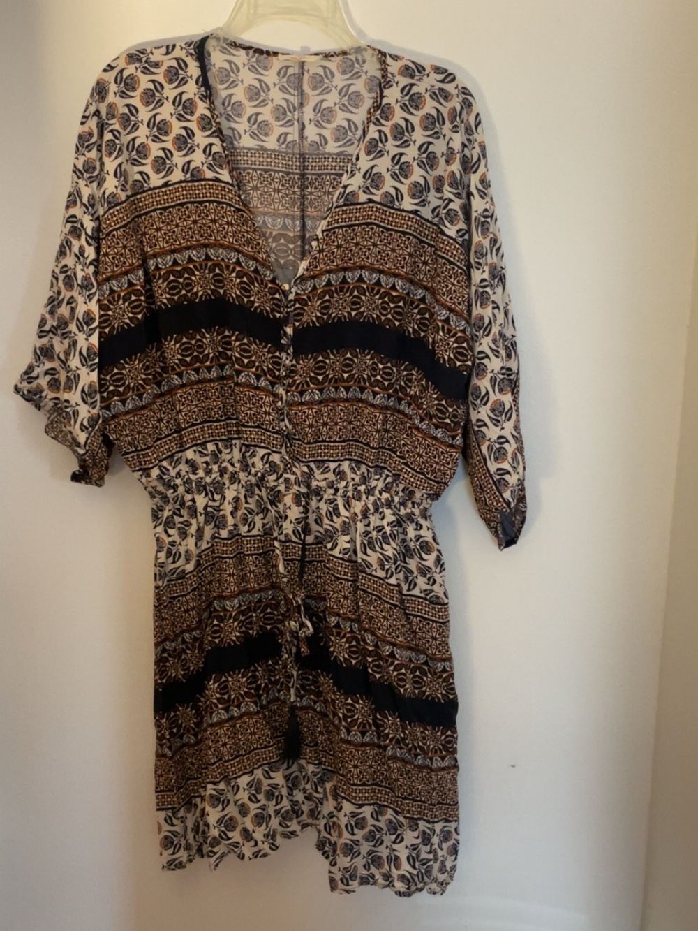 Mystree Printed V-Neck Tunic in Black and Brown